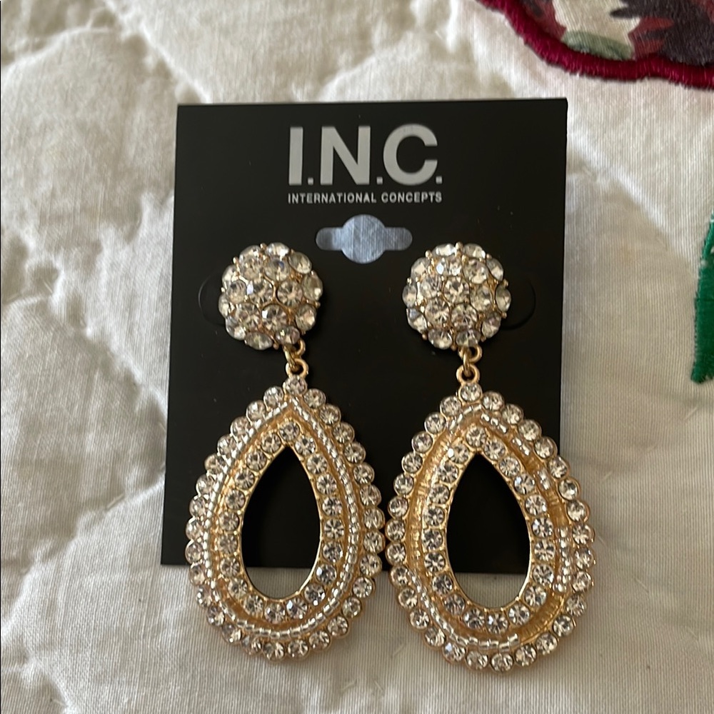 INC International Concepts Gold and Silver Statement Earrings New on Card
